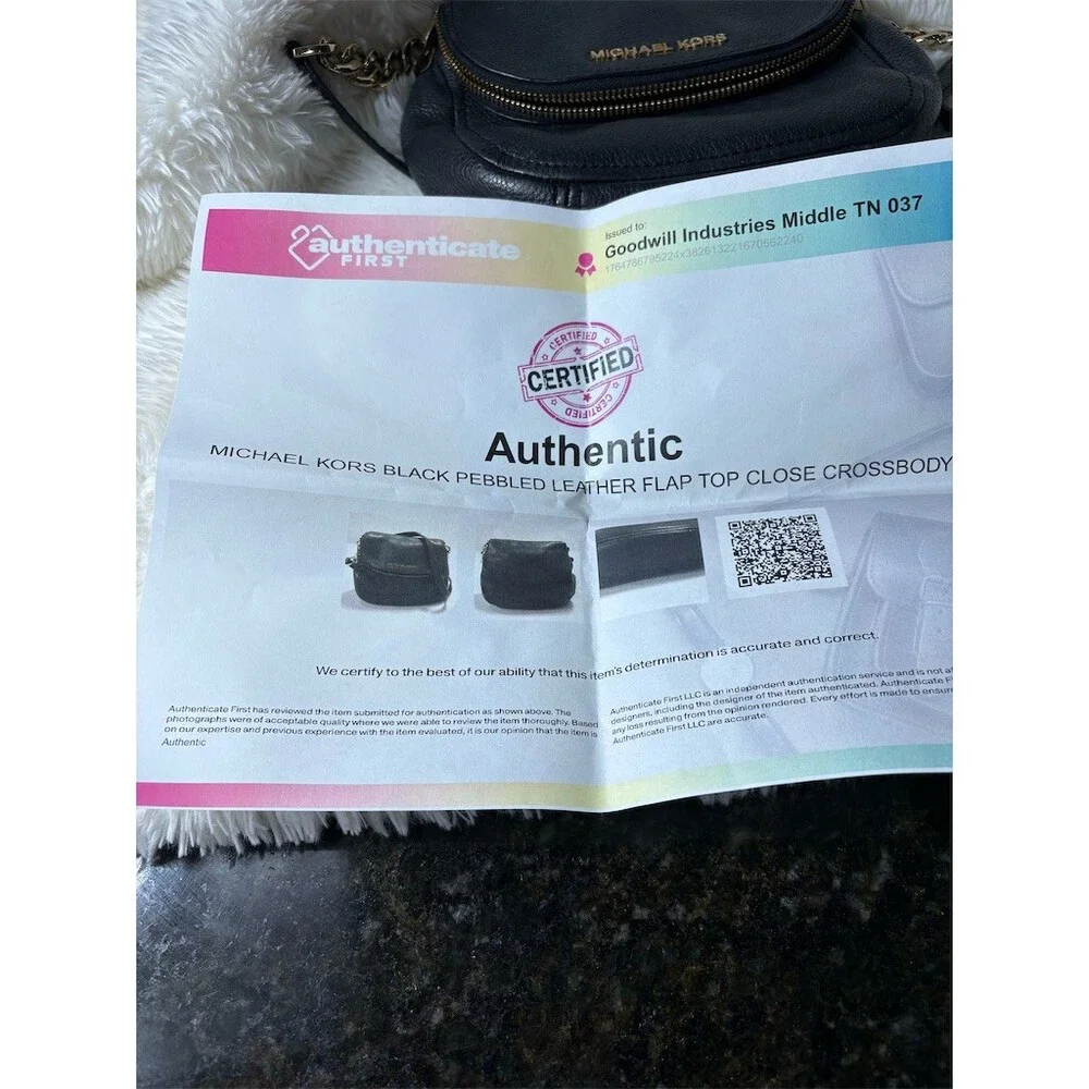 Michael Kors Crossbody Bag Womens Small Black Flap Gold Chain Strap COA - Picture 10 of 10